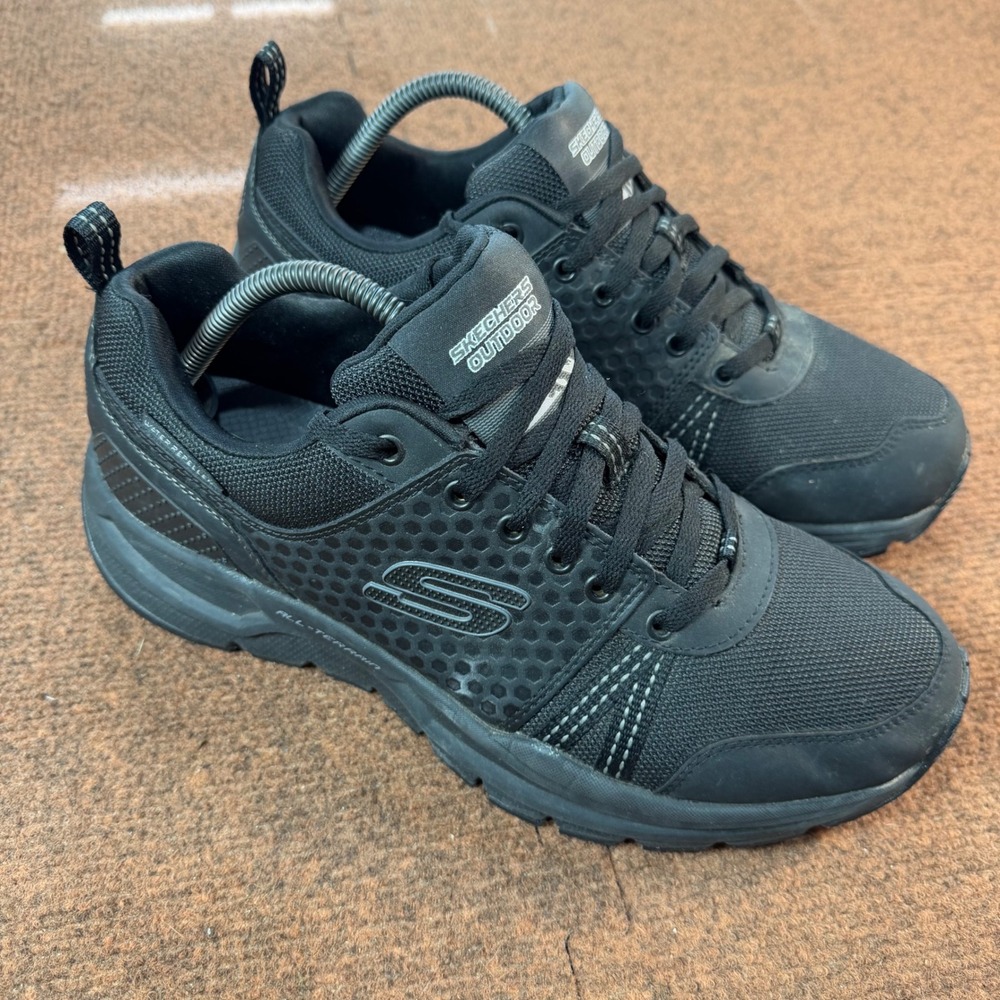 Skechers Outdoor Selmen Enlow Mens Black Wide Fit Trail Shoes Size 10 51700W BBK
